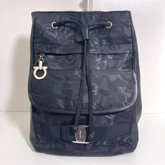 Authentic Salvatore Ferragamo backpack - Picture 4 of 14